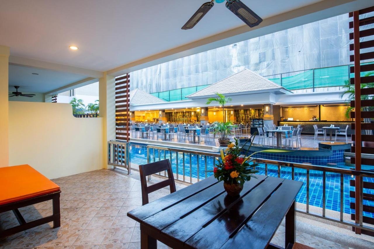 Woovo Phuket Kata Hotel Kültér fotó