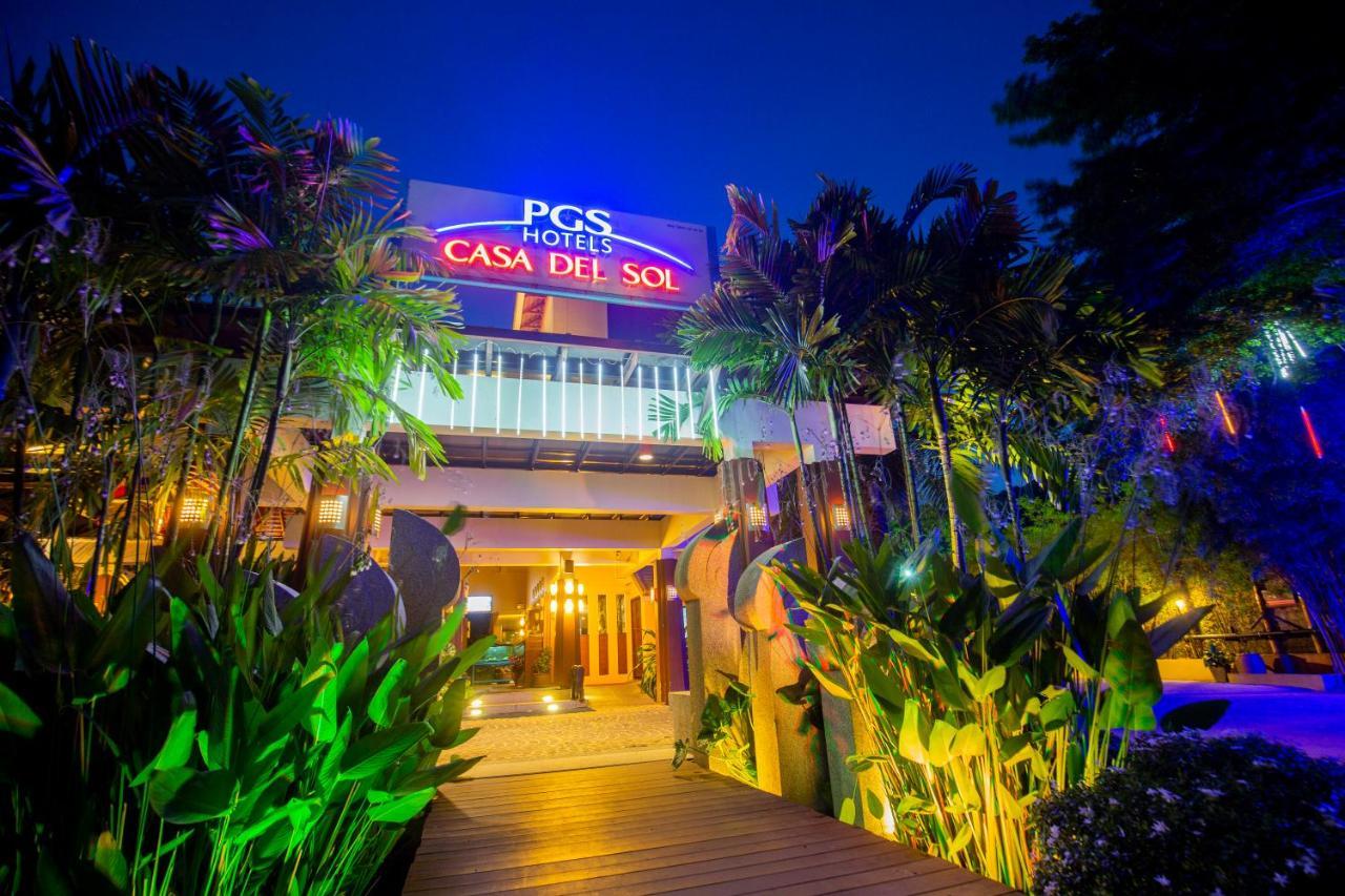 Woovo Phuket Kata Hotel Kültér fotó